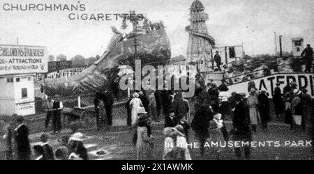 Im Vergnügungspark, der den Lebensraum der Lady enthielt, die in einem Schuh lebte. Aus einer Serie von 25 Zigarettenkarten, produziert von W. A. und A. C. Churchman unter dem Titel Wembley Exhibition, dies ist die British Empire Exhibition von 1924. Diese hatten eine Standardgröße, daher recht klein und daher nicht für große Bilder geeignet. Stockfoto