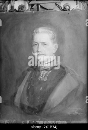 Konrad von Hoetzendorf, Franz Graf, in allgemeiner Uniform mit Fell. Nach dem Gemälde von Hermann Torggler, 1915 - 19150101 PD9023 - Rechteinfo: Rights Managed (RM) Stockfoto