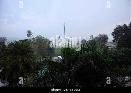 Regen in Ban Krut Baan Krood - Thailand, Februar 2024 *** Regen in Ban Krut Baan Krood Thailand, Februar 2024 Stockfoto