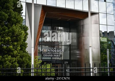 Dieses Foto zeigt die Scientology Kirche und das Celebrity Centre du Grand Paris in Saint-Denis nördlich von Paris am 16. April 2024. Foto: Firas Abdullah/ABACAPRESS.COM Stockfoto