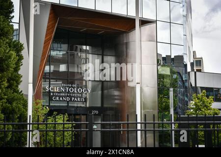 Dieses Foto zeigt die Scientology Kirche und das Celebrity Centre du Grand Paris in Saint-Denis nördlich von Paris am 16. April 2024. Foto: Firas Abdullah/ABACAPRESS.COM Stockfoto