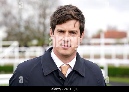 Trainer von Pferd Kikkuli, Harry Charlton nach den Alex Scott Maiden Stakes am ersten Tag des bet365 Craven Meetings auf der Newmarket Racecourse. Bilddatum: Dienstag, 16. April 2024. Stockfoto