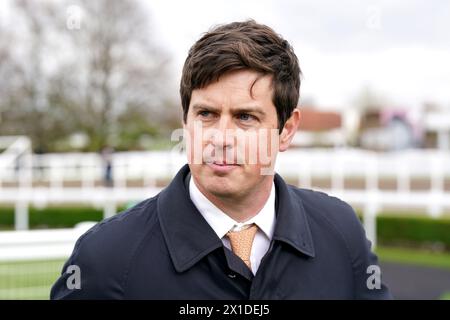 Trainer von Pferd Kikkuli, Harry Charlton nach den Alex Scott Maiden Stakes am ersten Tag des bet365 Craven Meetings auf der Newmarket Racecourse. Bilddatum: Dienstag, 16. April 2024. Stockfoto