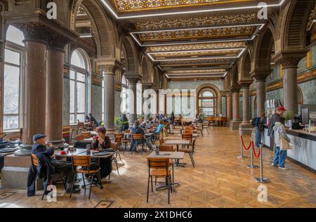 Das Fliesen Hall Cafe in der Leeds Art Gallery, Leeds, West Yorkshire, England, Großbritannien Stockfoto