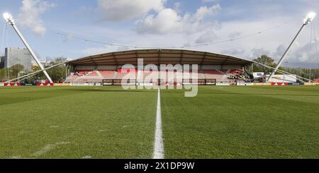 Amsterdam, Niederlande. April 2024. AMSTERDAM, 16.04.2024, Sportpark de Toekomst, TOTO KNVB Beker Vrouwen Football Halbfinale, Saison 2023/2024, Spiel zwischen Ajax und Feyenoord. Stadionübersicht Credit: Pro Shots/Alamy Live News Stockfoto