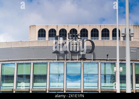 Birmingham, Großbritannien 16. April 2024: Außenbeschilderung der Rep, Repertoriumstheater in Birmingham, Großbritannien Stockfoto