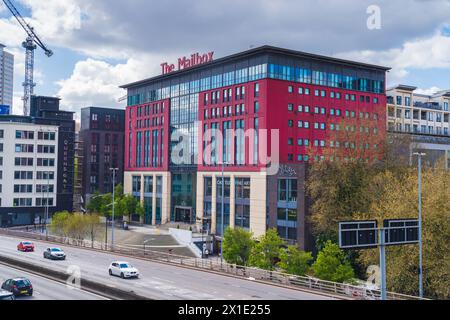 Birmingham, Großbritannien 16. April 2024: Das Mailbox Einkaufszentrum in Birmingham, Großbritannien Stockfoto