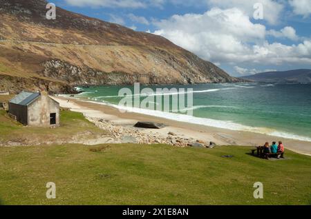 Keem Strand und Bucht auf der Insel Achill am Wild Atlantic Way in Mayo in Irland Europa Stockfoto