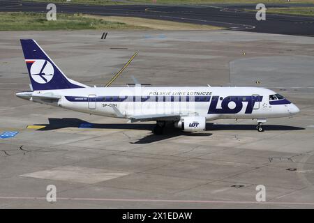 Polnisches LOS Embraer ERJ-170 mit Kennzeichen SP-LDH am Flughafen Düsseldorf Stockfoto