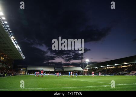 Peterborough, Großbritannien. April 2024. Allgemeine Ansicht beim Spiel Peterborough United gegen Fleetwood Town EFL League One im Weston Homes Stadium, Peterborough, Cambridgeshire, am 16. April 2024. Quelle: Paul Marriott/Alamy Live News Stockfoto