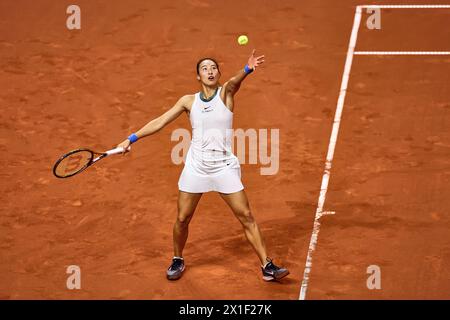 Stuttgart, Baden-Württemberg, Deutschland. April 2024. Während der 47. Porsche Tennis Grand Prix Stuttgart – WTA500 (Bild: © Mathias Schulz/ZUMA Press Wire) NUR REDAKTIONELLE VERWENDUNG! Nicht für kommerzielle ZWECKE! Stockfoto