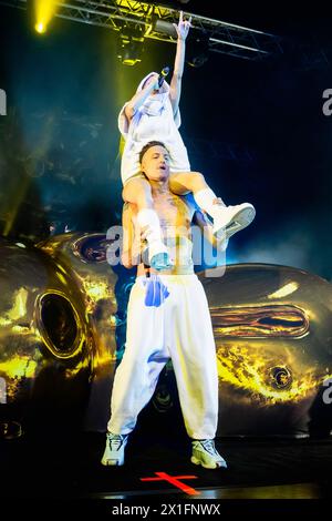 Mailand, Italien. April 2024. Watkin Tudor Jones aka Ninja und Yolandi Visser von der südafrikanischen Alternative Hip Hop Band die Antwoord treten live im Mailänder Alcatraz auf. Quelle: SOPA Images Limited/Alamy Live News Stockfoto