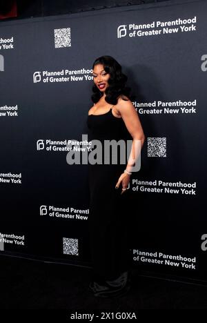 New York City, New York, Usa. April 2024. Der Rap-Künstler Megan Thee Stallion posiert für Fotografen beim Galadinner für Planned Parenthood of Greater New Yorkat Cirpiani South Street in New York City Credit: Adam Stoltman/Alamy Live News Stockfoto