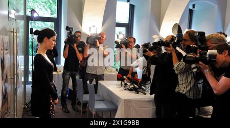 Eurovision Song Contest 2010 Gewinnerin Lena Meyer-Landrut anlässlich einer Pressekonferenz am 24. Juni 2010 in Wien. - 20100625 PD11492 - Rechteinfo: Rights Managed (RM) Stockfoto