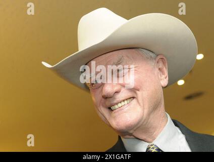 Veranstaltung '20 Jahre Lugner City' Einkaufszentrum in Wien am 27. September 2010. Im Bild: Der Schauspieler Larry Hagman aus Dallas. - 20100927 PD1867 - Rechteinfo: Rechte verwaltet (RM) Stockfoto