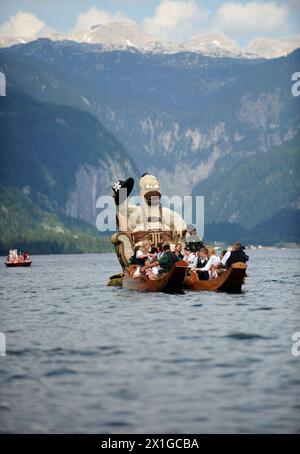 Ab dem 3-5. Juni 2011 findet in Bad Aussee und Grundlsee das traditionelle Narzissenfest statt. Im Bild: Teilnehmer der Parade am 5. Juni 2011. - 20110605 PD0732 - Rechteinfo: Rechte verwaltet (RM) Stockfoto