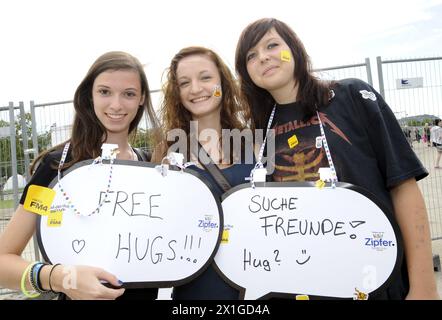 Frequenzfeier 2011 in St.. Poelten, Niederösterreich - Besucher auf dem Campingplatz - 20110819 PD2938 - Rechteinfo: Rights Managed (RM) Stockfoto