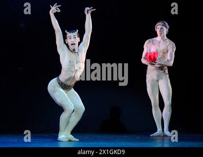 Wien - ein Sommernachtstraum Ballett von Jorma Elo, Proben an der Wiener Staatsoper am 14. März 2013. Permiere ist am 16. März 2013 an der Volksoper Wien. - 20130314 PD2487 - Rechteinfo: Rights Managed (RM) Stockfoto