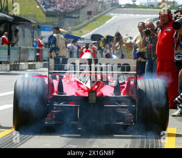 Der große Preis von Österreich wird im Jahr 2014 in die Formel 1 zurückkehren. Der Besitzer von Red Bull Dietrich Mateschitz und Bernie Ecclestone haben sich darauf am 23.07.2013 geeinigt. - 20130723 PD1081 - Rechteinfo: Rights Managed (RM) Stockfoto