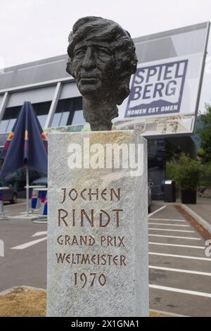 24072013 - SPIELBERG - ÖSTERREICH: Bilder des Red Bull Ring in Spielberg, Österreich, 24.07.2013. Der große Preis von Österreich wird im Jahr 2014 in die Formel 1 zurückkehren. APA-FOTO: ERWIN SCHERIAU - 20130724 PD0498 - Rechteinfo: Rights Managed (RM) Stockfoto