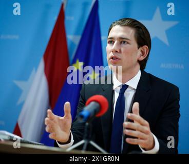 Österreichs Minister für auswärtige Angelegenheiten und Integration Sebastian kurz bleibt am 20. Januar 2014 im Rat für Auswärtige Angelegenheiten in Brüssel. - 20140120 PD2442 - Rechteinfo: Rechte verwaltet (RM) Stockfoto