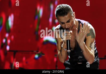 Dave Gahan, Frontmann der britischen Elektro-Rock-Band Depeche Mode, tritt am 8. Februar 2014 Abend in Wien auf. Die Band präsentierte ihr letztes Album Delta Machine. - 20140208 PD7252 - Rechteinfo: Rights Managed (RM) Stockfoto