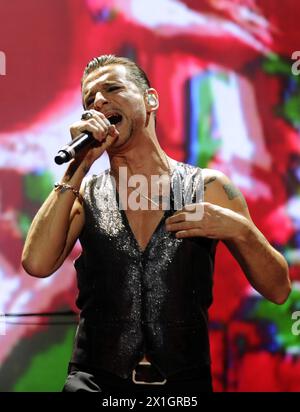 Dave Gahan, Frontmann der britischen Elektro-Rock-Band Depeche Mode, tritt am 8. Februar 2014 Abend in Wien auf. Die Band präsentierte ihr letztes Album Delta Machine. - 20140208 PD7254 - Rechteinfo: Rights Managed (RM) Stockfoto