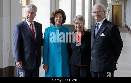 Der österreichische Staatspräsident Heinz Fischer, Königin Silvia von Schweden, die österreichische First Lady Margit Fischer und der schwedische König Carl Gustav posieren während eines offiziellen Besuchs in Stockholm, Schweden, am 8. Oktober 2014. - 20141008 PD3094 - Rechteinfo: Rights Managed (RM) Stockfoto