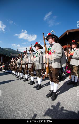 Alpbach - die Eröffnungsfeier für das Forum Alpbach am 23. August 2015. BILD: Schuetzenkompanie Alpbach - 20150823 PD2080 - Rechteinfo: Rights Managed (RM) Stockfoto