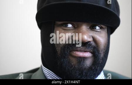 Gregory Porter, US-amerikanischer Sänger und Jazzkomponist, im Interview mit der österreichischen Presseagentur AOA in Wien am 2. Mai 2016 - 20160329 PD13728 - Rechteinfo: Rights Managed (RM) Stockfoto