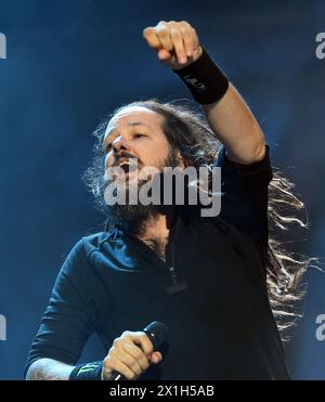 Das österreichische Musikfestival Nova Rock 2016 findet vom 9. Bis 12. Juni 2016 in Nickelsdorf statt. BILD: Sänger Jonathan Davis von der Band Korn während des Konzerts auf der Blue Stage - 20160610 PD0047 - Rechteinfo: Rights Managed (RM) Stockfoto