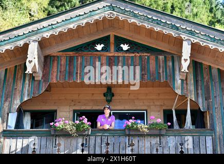 Der österreichische Skifahrer Mirjam Puchner posiert während eines Fotoshootings in St. Johann/Pongau, Österreich, am 30. September 2016. ABBILDUNG: Mirjam Puchner - 20160930 PD6185 - Rechteinfo: Rights Managed (RM) Stockfoto