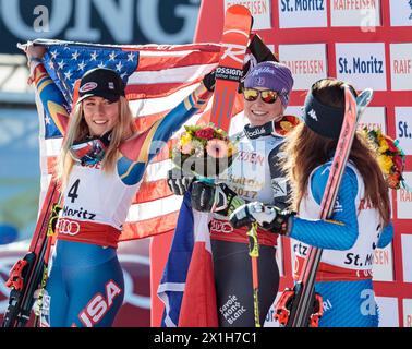 (L-R) Mikaela Shiffrin (USA), Tessa Worley (FRA), Sofia Goggia (ITA) auf dem Podium nach dem Riesenslalom der Frauen während der FIS Alpinen Ski-Weltmeisterschaft am 16. Februar 2017 in St. Moritz, Schweiz. - 20170216 PD3877 - Rechteinfo: Rechte verwaltet (RM) Stockfoto