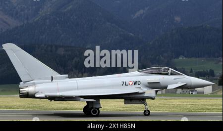 Eurofighter: Eurofighter-Taifune der Österreichischen Streitkräfte auf dem Luftwaffenstützpunkt Hinterstoisser in Zeltweg, Österreich, am 6. April 2017. - 20170406 PD15063 - Rechteinfo: Rights Managed (RM) Stockfoto