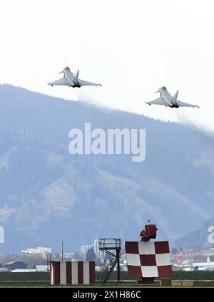 Eurofighter: Eurofighter-Taifune der Österreichischen Streitkräfte auf dem Luftwaffenstützpunkt Hinterstoisser in Zeltweg, Österreich, am 6. April 2017. - 20170406 PD15050 - Rechteinfo: Rechte verwaltet (RM) Stockfoto