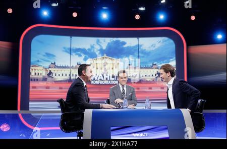 (L-R) Fraktionsvorsitzender Heinz Christian Strache, Anchor Tarek Leitner und österreichischer Außenminister Sebastian kurz vor der Fernsehkonfrontation zwischen Spitzenkandidaten der OeVP und der FPOe für die österreichischen Parlamentswahlen 2017 in Wien, Österreich am 2017.10.10. - 20171010 PD5621 - Rechteinfo: Rechte verwaltet (RM) Stockfoto