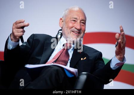 Joseph Stiglitz während des Europäischen Gewerkschaftsbundes - 14. Kongress #ETUC19 in Wien, Österreich, am 22. Mai 2019. Der 14. Kongress des Europäischen Gewerkschaftsbundes (EGB) findet vom Dienstag, 21. Bis Freitag, 24. Mai 2019, auf der Wien Messe in Wien statt. - 20190522 PD1548 - Rechteinfo: Rechte verwaltet (RM) Stockfoto