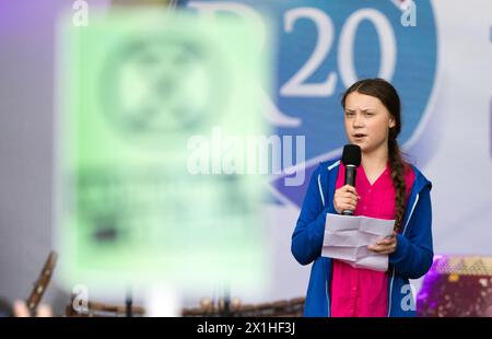 R20 World Summit - Climate Kirtag am Heldenplatz in Wien, Österreich, während R20 Regions of Climate Action Austrian World Summit am 28. Mai 2019. BILD: Schwedische Klimaaktivistin Greta Thunberg - 20190528 PD5644 - Rechteinfo: Rights Managed (RM) Stockfoto