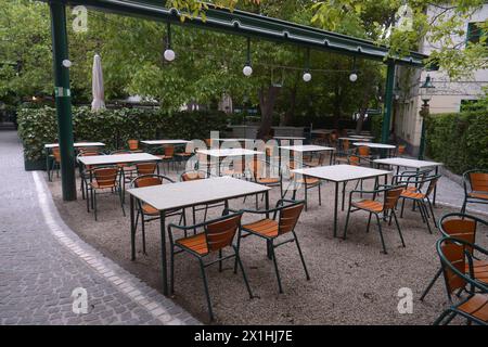 Das Schweizerhaus der Familie Kolarik im Wiener Prater mit Bierkrügen, die am 14. Mai 2020 in Wien fotografiert wurden. Nach der Sperrung nach Ausbruch des neuartigen Coronavirus (COVID-19) und dem Gastronomieverbot werden die Restaurants in Österreich morgen wieder unter Bedingungen geöffnet. - 20200514 PD2143 - Rechteinfo: Rights Managed (RM) Stockfoto