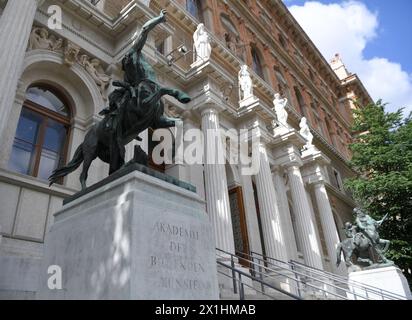 Die Akademie der bildenden Künste Wien ist eine öffentliche Kunsthochschule in Wien. Bild am 14. Juni 2021. - 20210614 PD13485 - Rechteinfo: Rechte verwaltet (RM) Stockfoto