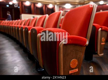 Feature - Burgtheater in Wien, Österreich, wird nach der Renovierung wieder eröffnet, Bild am 5. September 2021. - 20210905 PD5236 - Rechteinfo: Rechte verwaltet (RM) Stockfoto