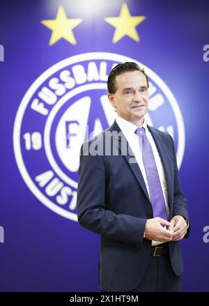 Der neue FAK Austria Wien-Präsident Kurt Gollowitzer nach der außerordentlichen Generalversammlung der FK Austria Wien mit der Präsidentschaftswahl in Wien am 22. Mai 2023. - 20230522 PD9058 - Rechteinfo: Rechte verwaltet (RM) Stockfoto