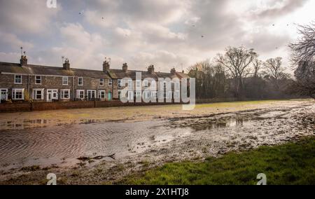 Niedrige Überschwemmungen in Willow Grove auf der Westwood, Beverley, East Yorkshire, Großbritannien Stockfoto