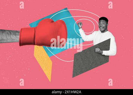 Kreative Bildcollage junger glücklicher unbeschwerter energetischer fröhlicher Mann Boxer Punschhandschuh Kampfkünste Kampf Zeichenhintergrund Stockfoto