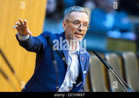 17.04.2024, Wien, AUT, Nationalrat, im Bild Bundesparteiobmann Herbert Kickl (FPÖ) // Bundesparteivorsitzender Herbert Kickl (liberale Partei österreich) während des Nationalrates. Wien, Österreich am 2024.04.17. - 20240417 PD1298 Stockfoto