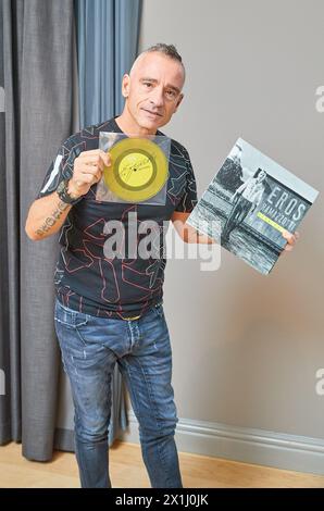 Sänger Eros Ramazzotti wirbt am 15. November 2018 im Hotel Le Meridien in Wien für sein neues Album „Vita ce né“. - 20181115 PD13952 - Rechteinfo: Rights Managed (RM) Stockfoto