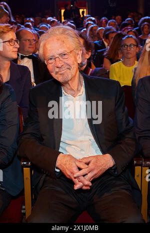 Nestroy 2018 - Österreichische Theaterpreisgala am Theater an der Wien in Wien, Österreich, am 17. November 2018. ABBILDUNG: Peter HANDKE , - 20181117 PD7207 - Rechteinfo: Rights Managed (RM) Stockfoto