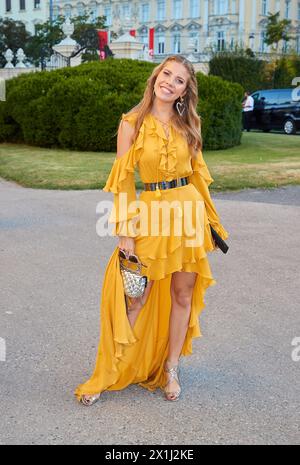 Hochzeit von Arturo Pacifico Griffini und Sophia Doyle im Belvedere in Wien, Österreich, am 29. Juni 2019. ABBILDUNG: Victoria SWAROVSKI, - 20190629 PD15034 - Rechteinfo: Rights Managed (RM) Stockfoto