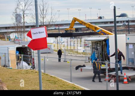 Action-Szenen während der Dreharbeiten zum Netflix-Blockbuster Tyler Rake - Extraction am 3. Februar 2022 in Wien. - 20220203 PD9960 - Rechteinfo: Rechte verwaltet (RM) Stockfoto