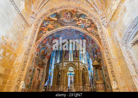 Die Charola ist ein zentraler Ort im Templerpalast von Tomar, Portugal. Die prächtige Kapelle des Klosters der Ritter Christi inspiriert von Th Stockfoto